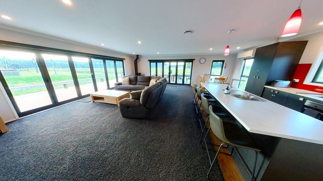 Full Holiday Home To Yourself, Up To 21 Guests Atiamuri Esterno foto